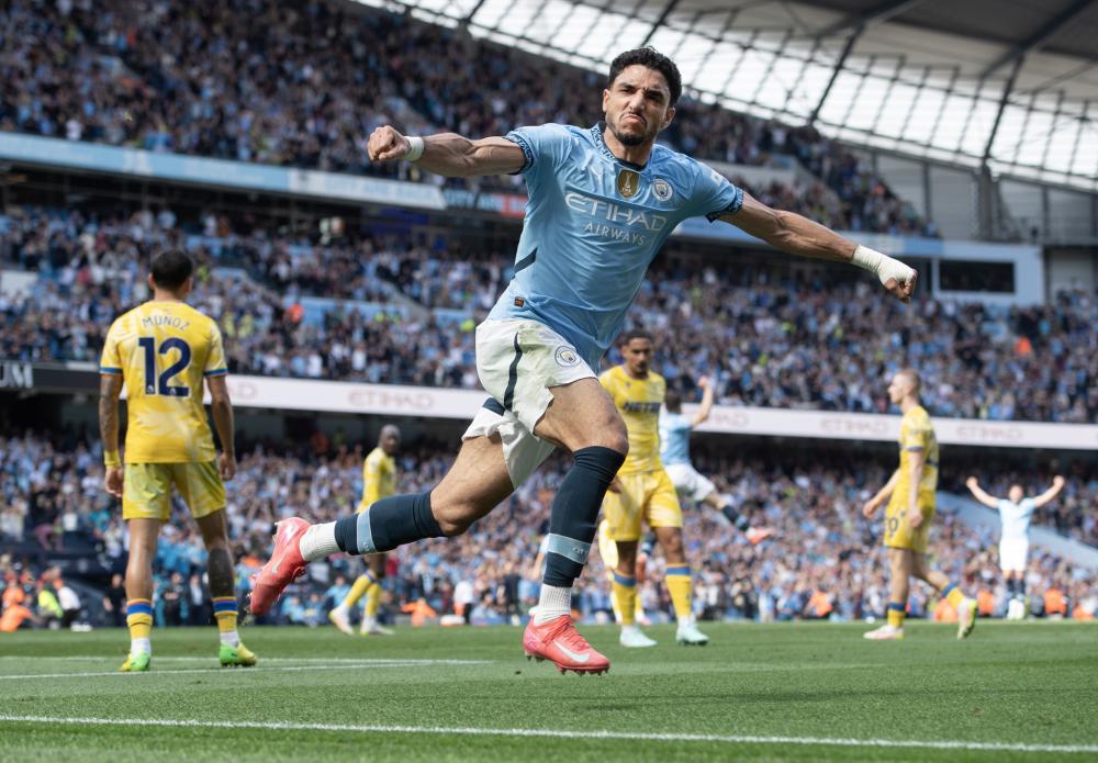 现充满期待 现充满期待